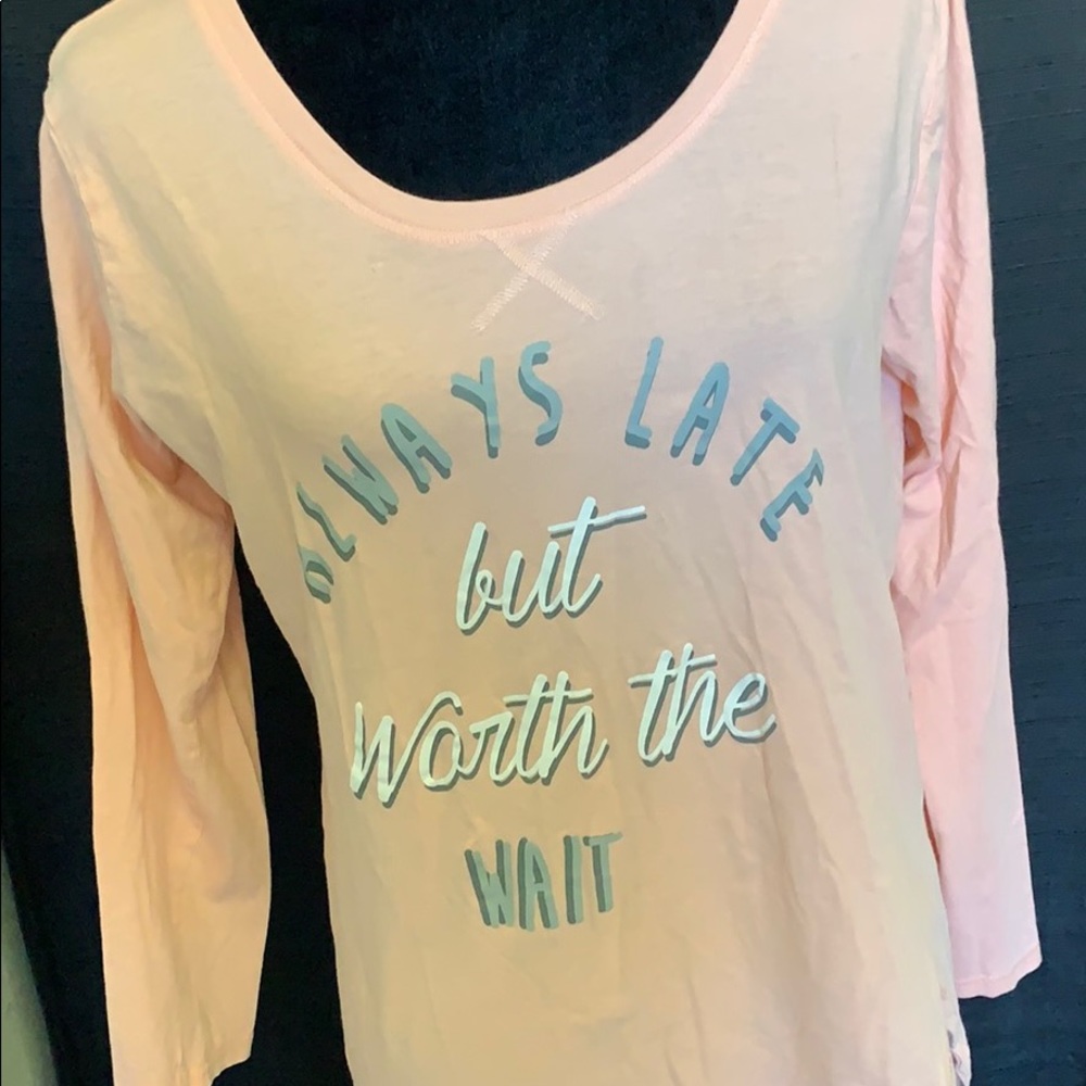 LA VIE EN ROSE SLEEP SHIRT